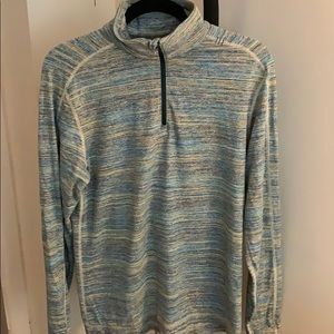 Men’s Lululemon long sleeve half zip
